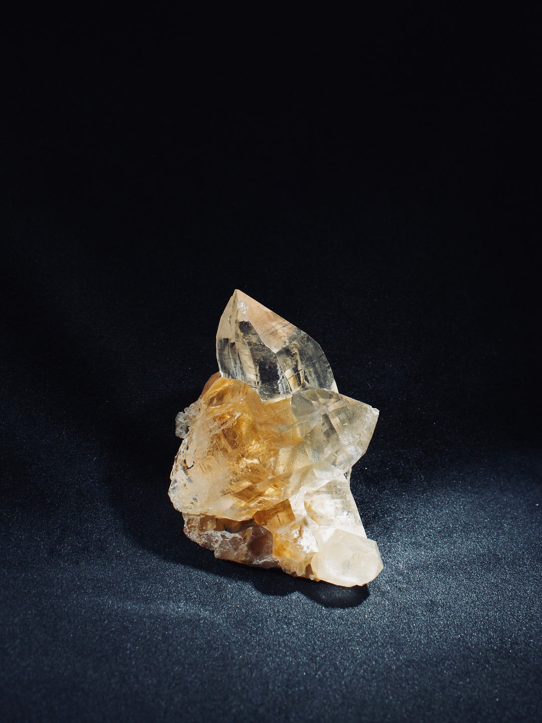 Golden Himalayan Quartz  黃金喜馬
