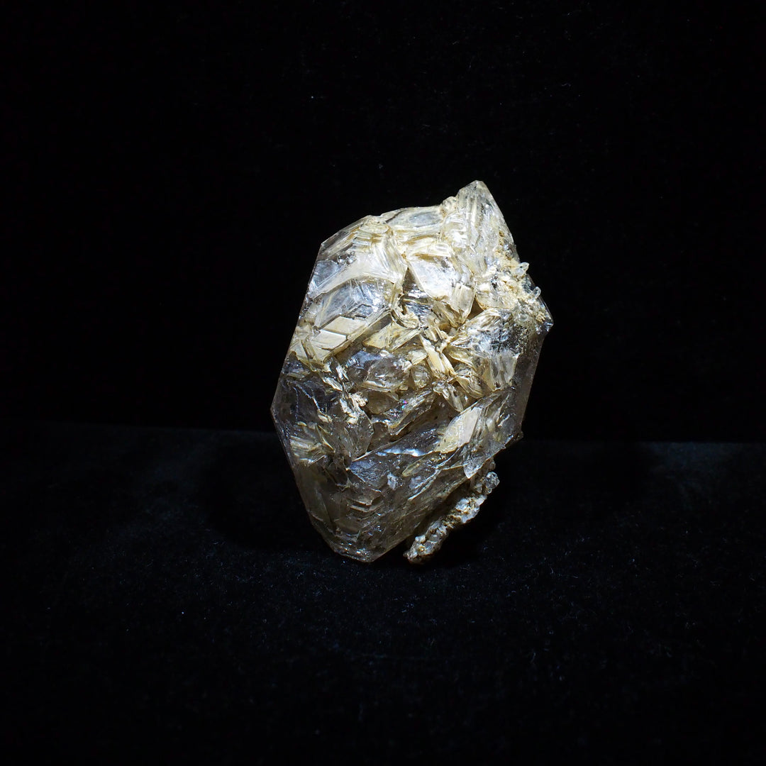 Skeletal Quartz 骸骨水晶