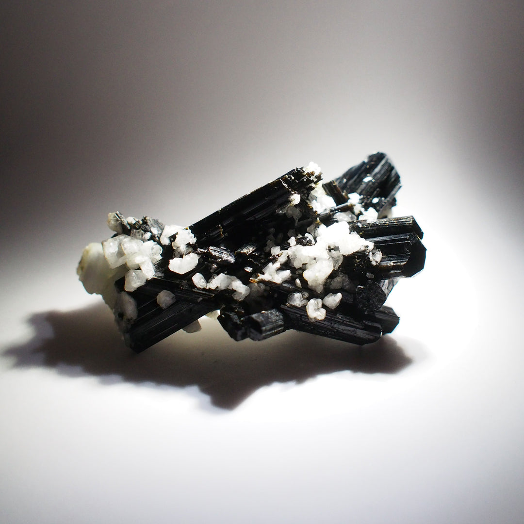 Black Tourmaline with Feldspar 黑碧璽與長石共生