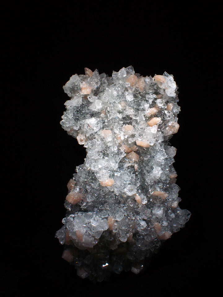 Apophyllite with Stilbite 魚眼石與輝沸石共生