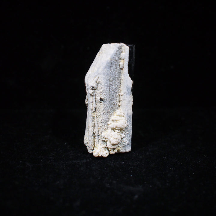Black Tourmaline with Feldspar 黑碧璽與長石共生