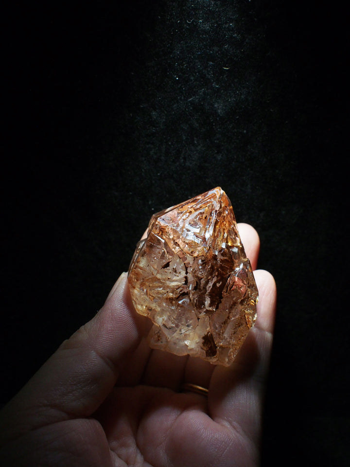 Skeletal Quartz  骸骨水晶