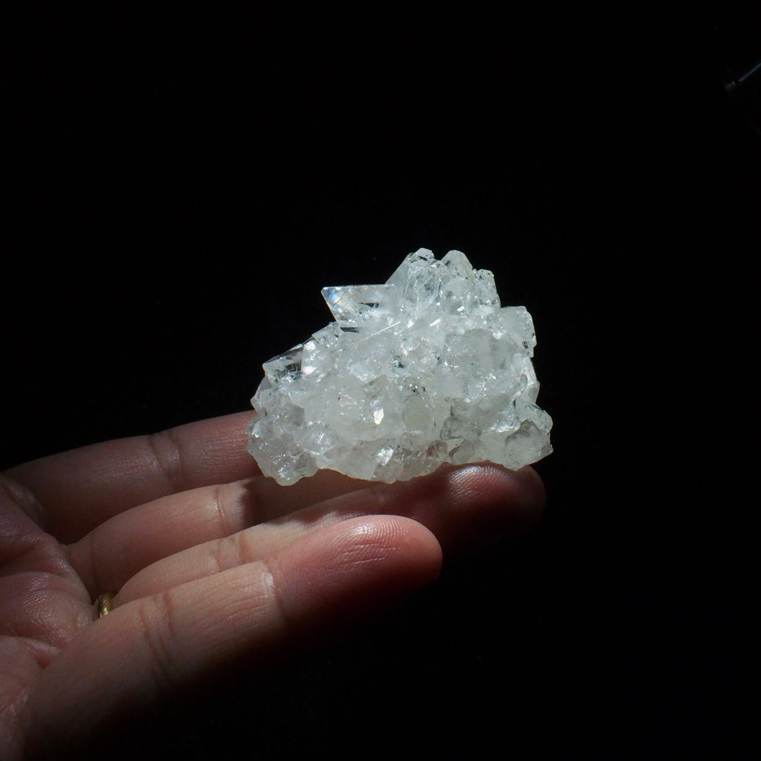 Apophyllite  魚眼石