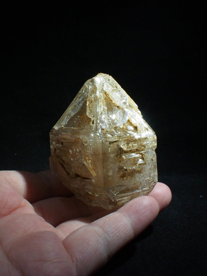 Skeletal Quartz 骸骨水晶