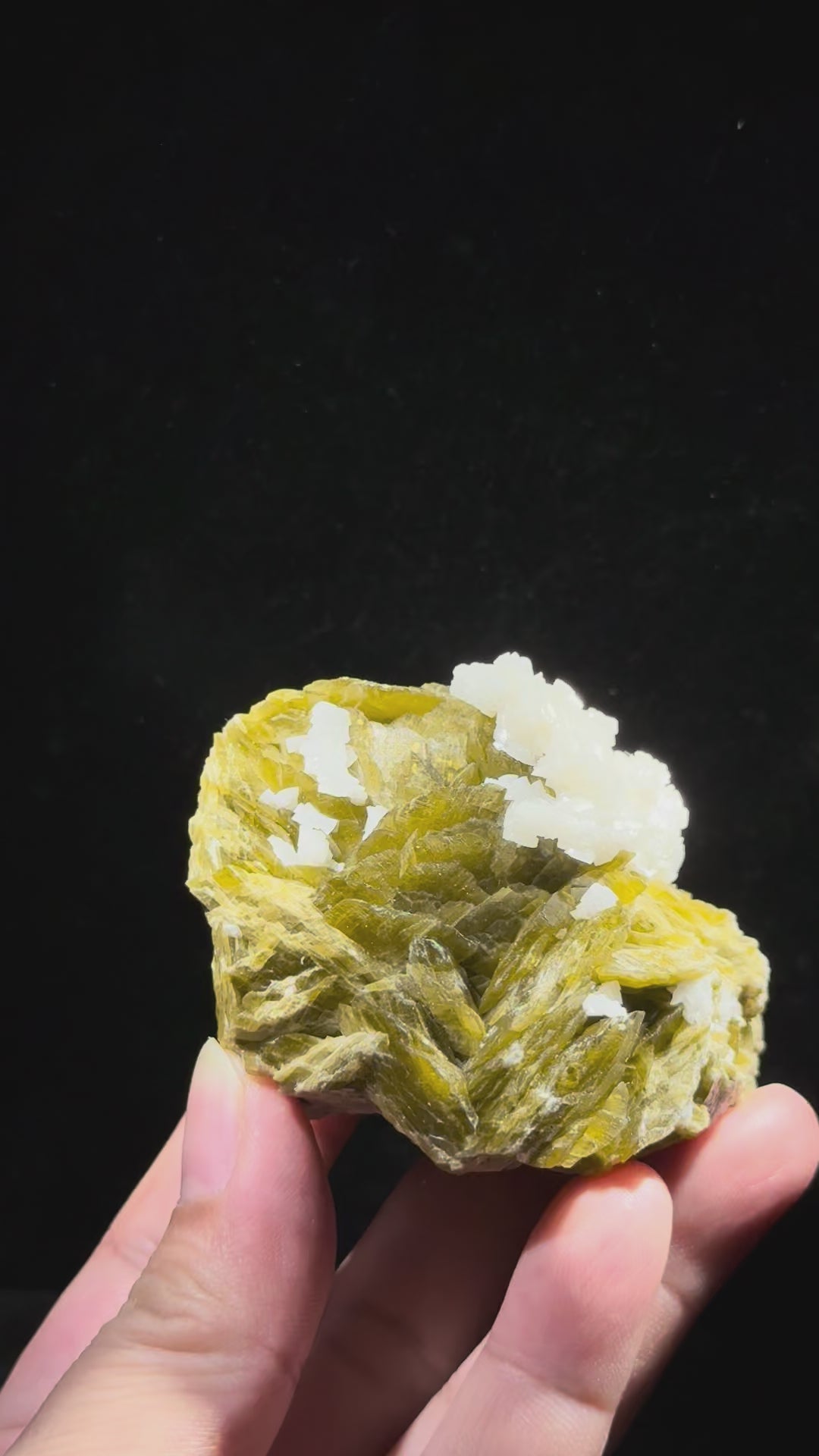 Siderite with Dolomite  菱鐵礦與白雲石