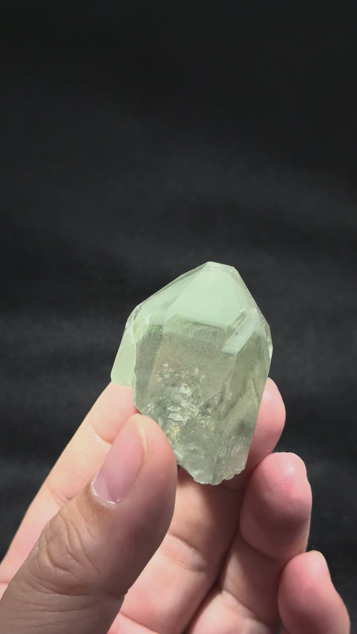 Phantom Quartz 幽靈水晶