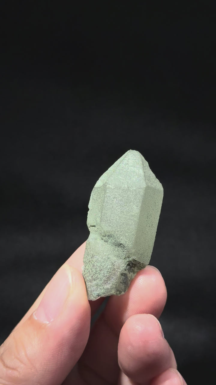 Phantom Quartz 幽靈水晶